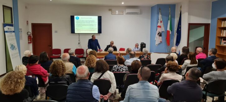 UNILIBER: SUCCESSO DELL’INCONTRO CON MICHELE COSSA. VIDEO E fOTO